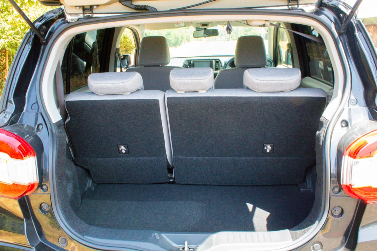 Vehicle photo thumbnail 6