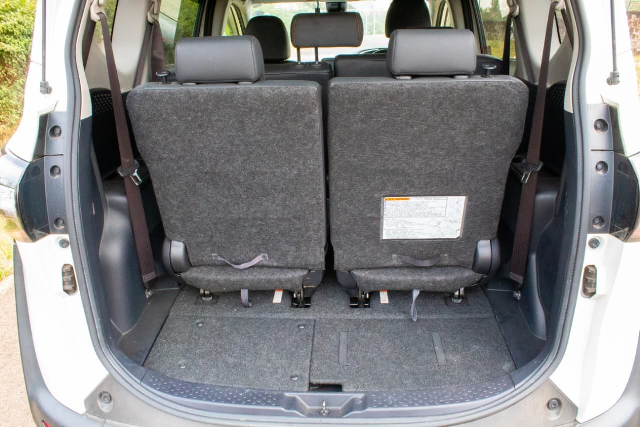 Vehicle photo thumbnail 7