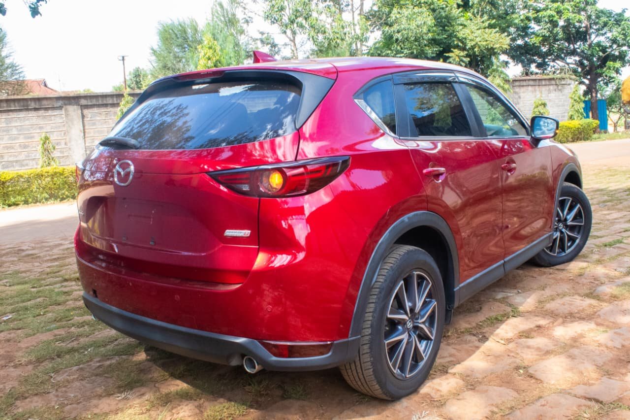 Vehicle photo thumbnail 14