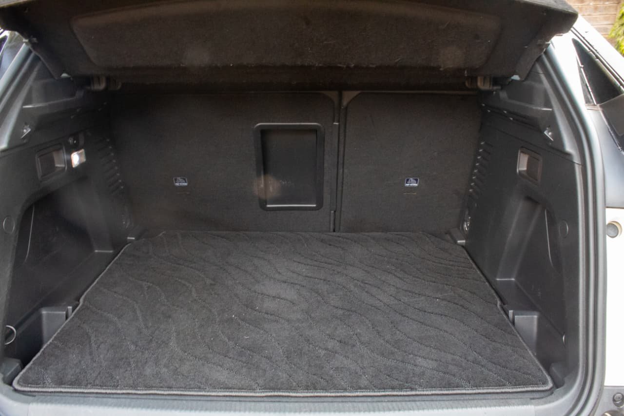 Vehicle photo thumbnail 8