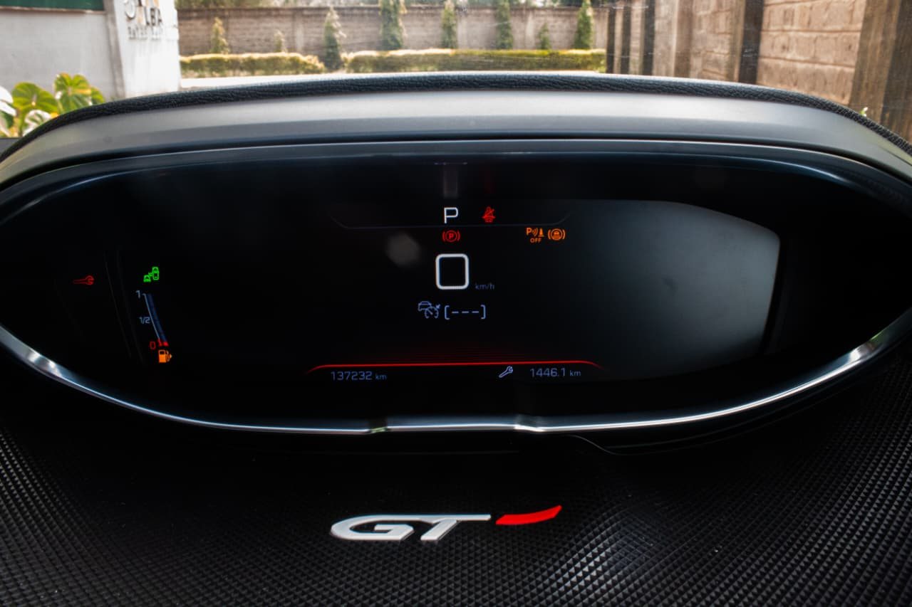 Vehicle photo thumbnail 9