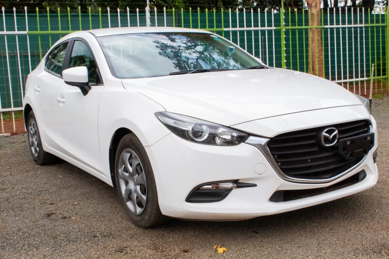 Vehicle photo thumbnail 8