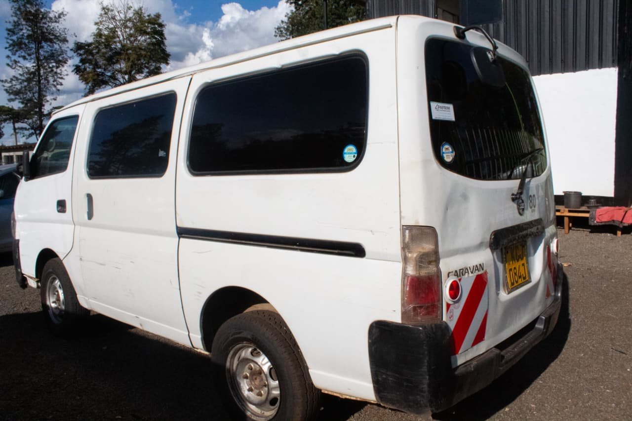 Vehicle photo thumbnail 5