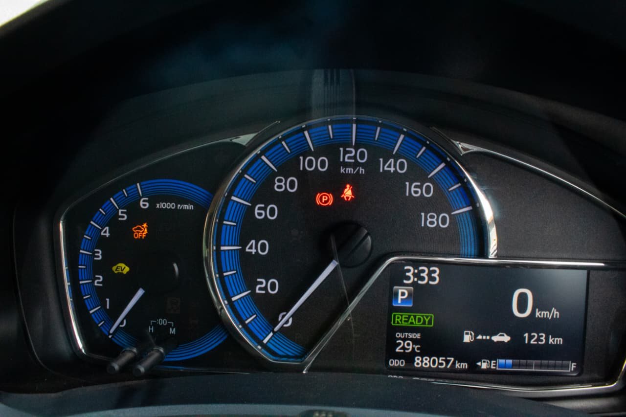 Vehicle photo thumbnail 8