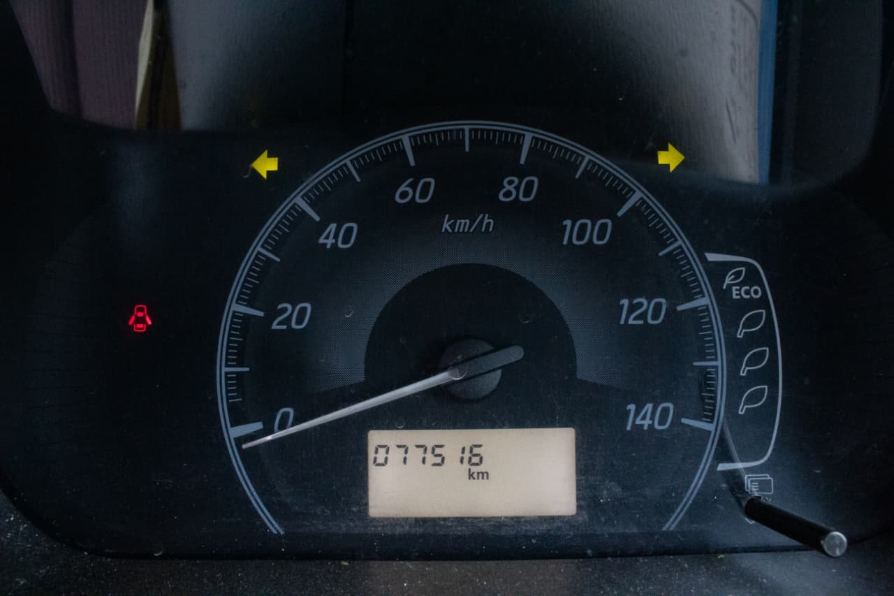 Vehicle photo thumbnail 9