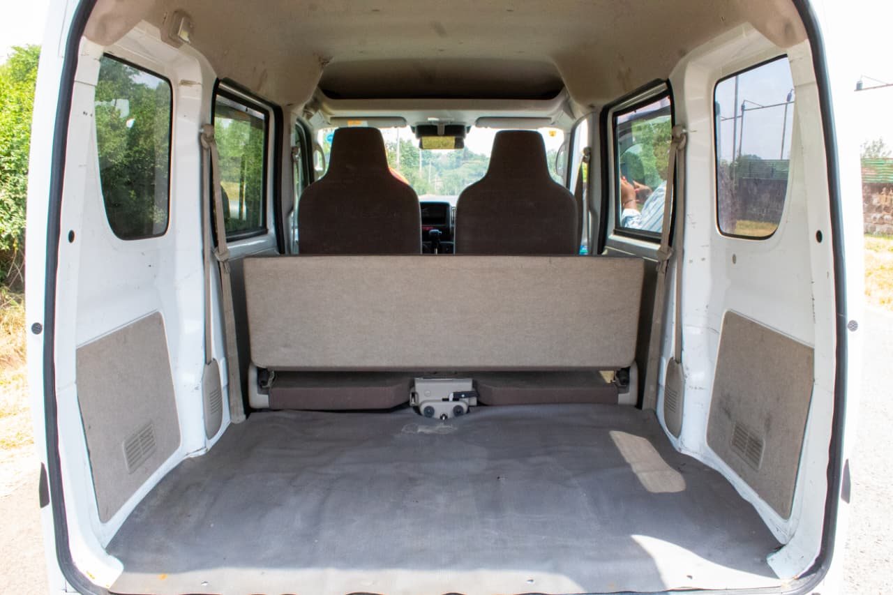 Vehicle photo thumbnail 5